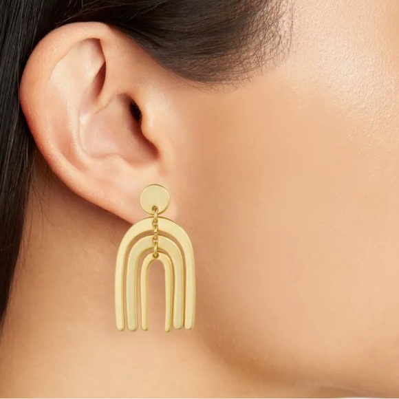 Madewell Stacked Arch Statement Earrings $36.00 gold hypoallergenic titanium - Picture 3 of 5